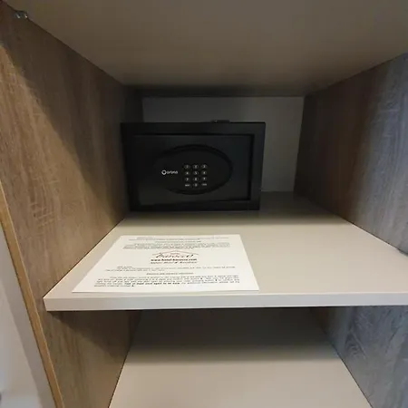 Diamond Lux Apartment *